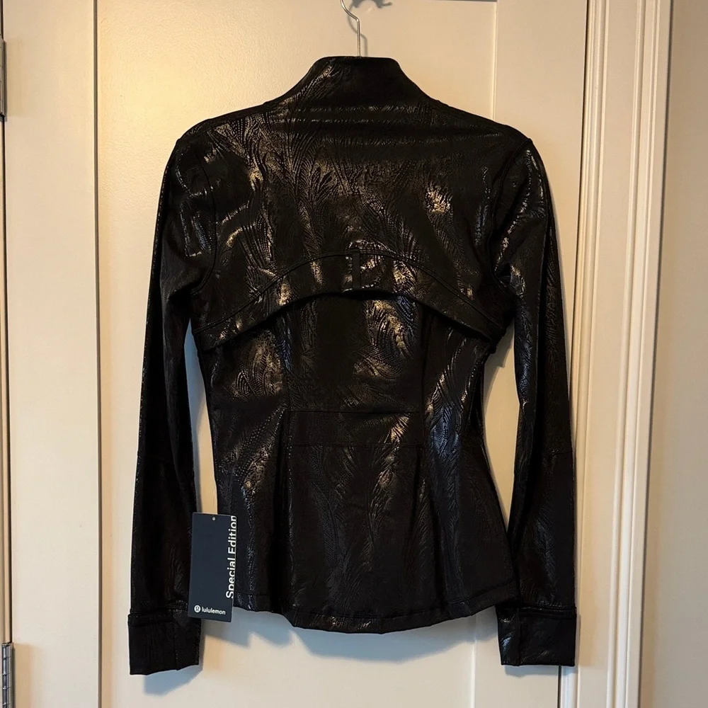 Lululemon Define Jacket Shine for Women - Picture 5 of 5